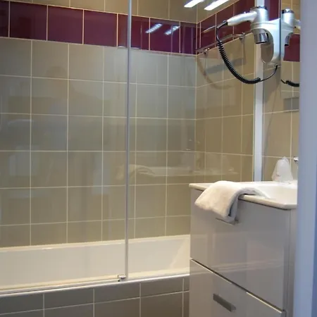 Aragon - Centre Gare ホテル 2*