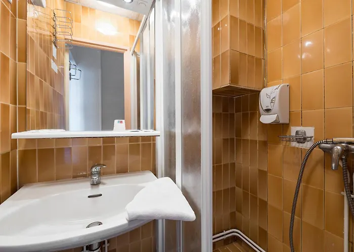 Hotel Aragon - Centre Gare 2*